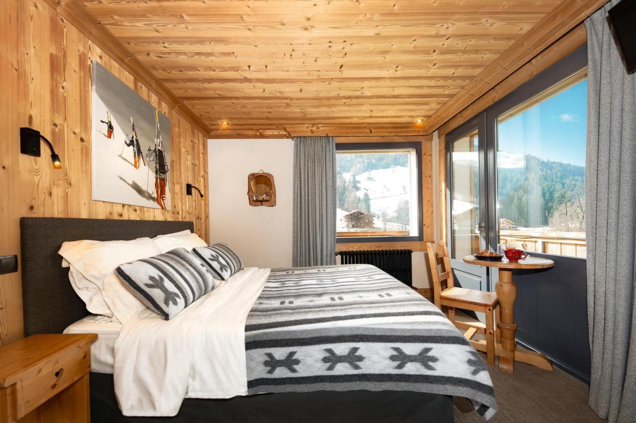 Hotel-Chalet Les Ecureuils Restaurant, Piscine, Garage Le Grand-Bornand Dış mekan fotoğraf