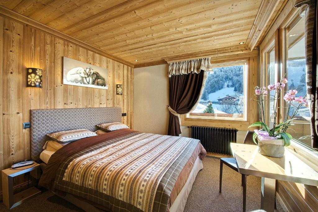 Hotel-Chalet Les Ecureuils Restaurant, Piscine, Garage Le Grand-Bornand Oda fotoğraf