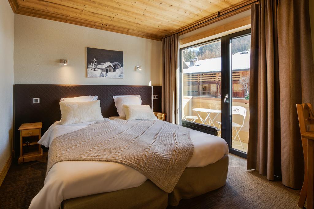 Hotel-Chalet Les Ecureuils Restaurant, Piscine, Garage Le Grand-Bornand Dış mekan fotoğraf